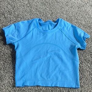 Lululemon cropped swiftly